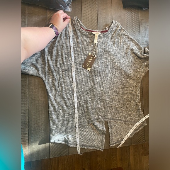 Matilda Jane Kayla drape split back long sleeve top - Picture 6 of 7